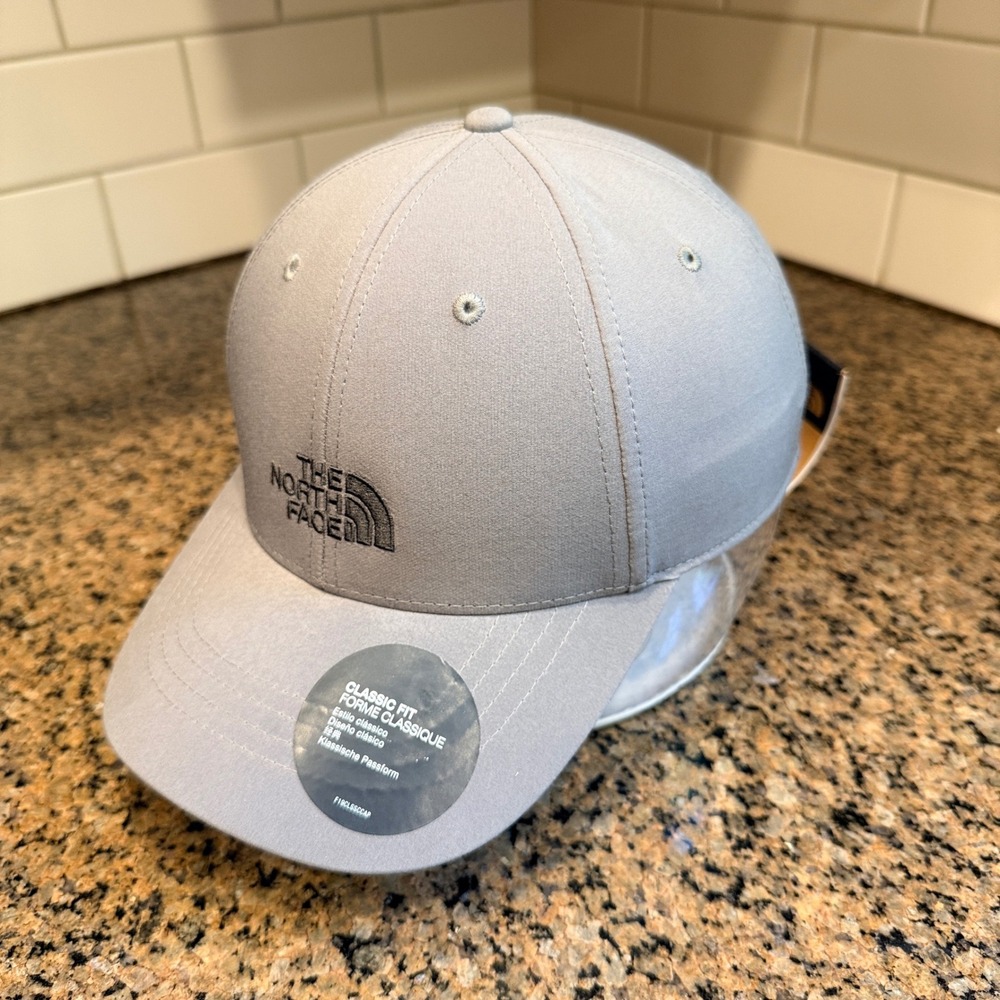 The North Face 66 FlashDry Baseball Cap Unisex One Size Smoked Pearl Grey New